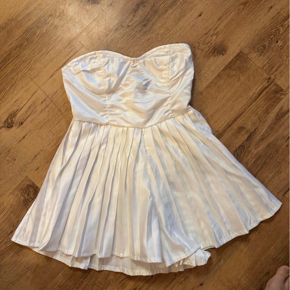 PrettyLittleThing White Corset Top